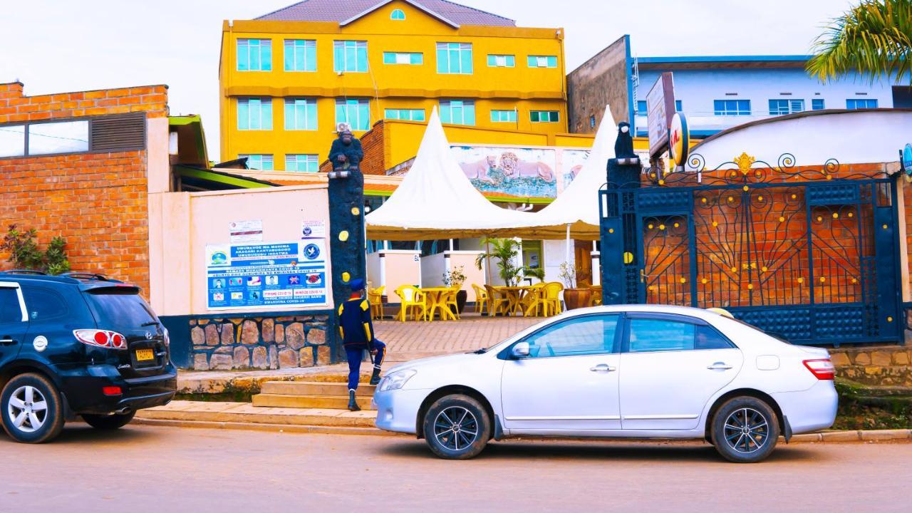 Peace & Grace Motel Kigali Bagian luar foto